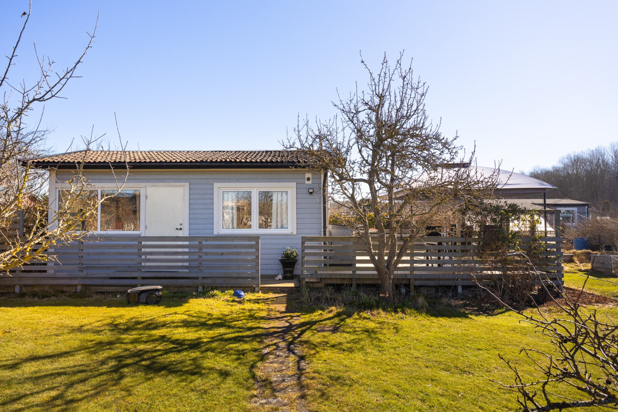  Bror Engkvists Gata 30, Vallmogången stuga 111