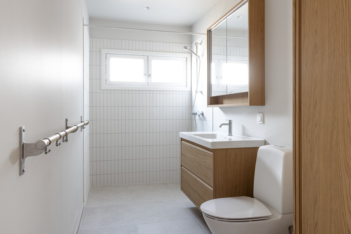 Fantastiskt snyggt badrum, stort ljust och härligt Lövängsvägen 24