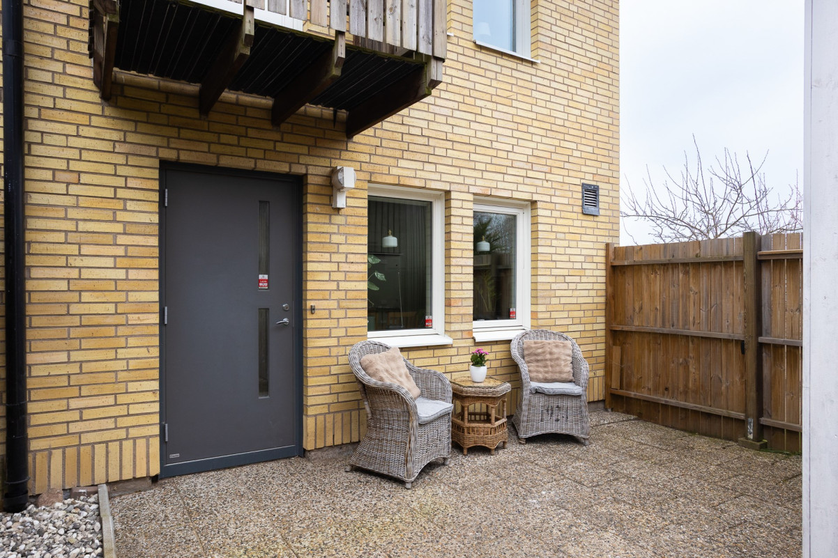 Stenlagd framsida Tellusgatan 25A