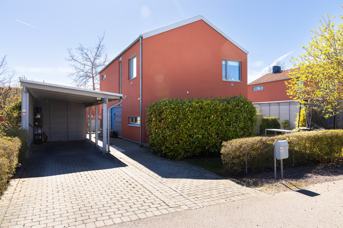  Grönsångaregatan 4