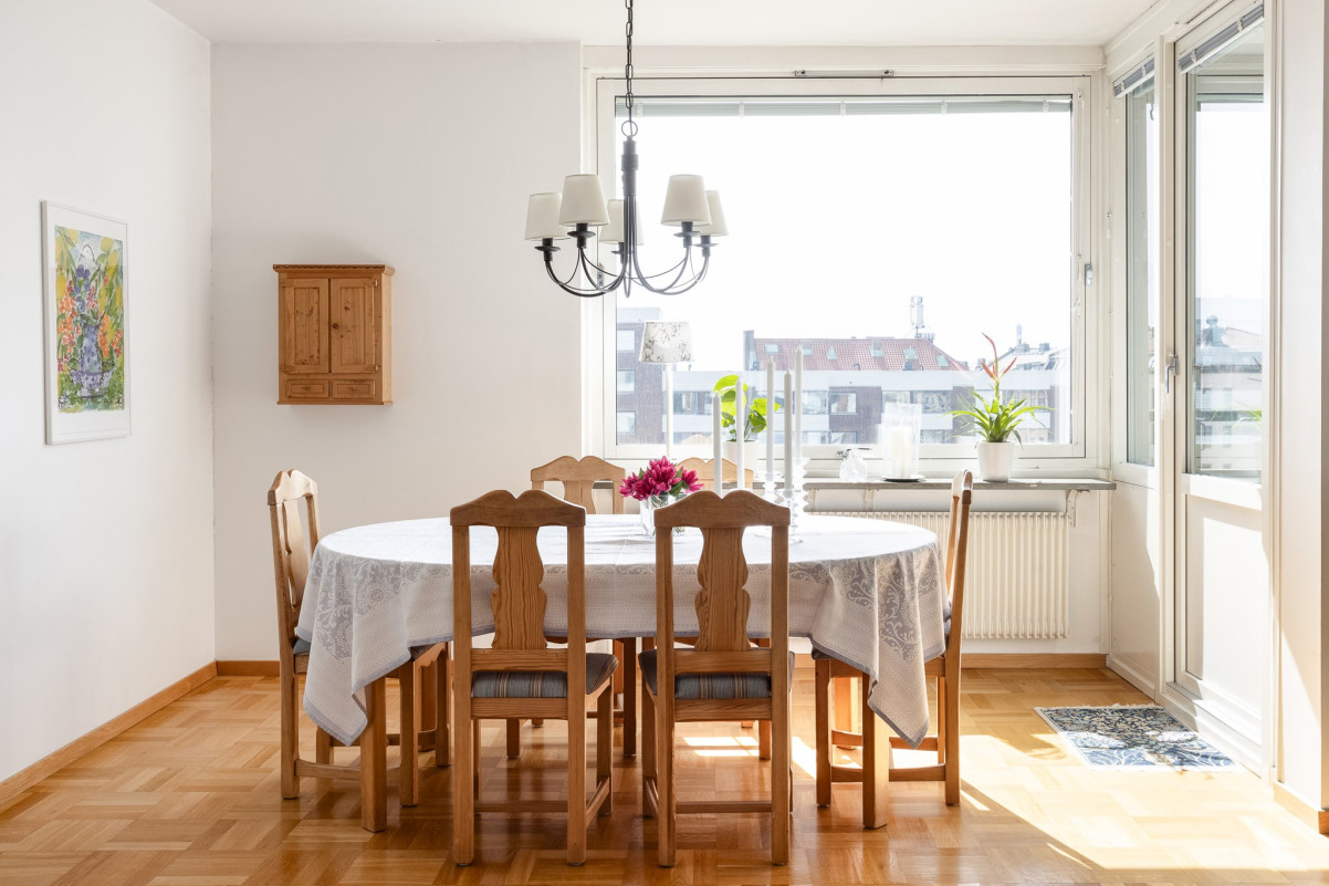  Kronborgsgatan 8