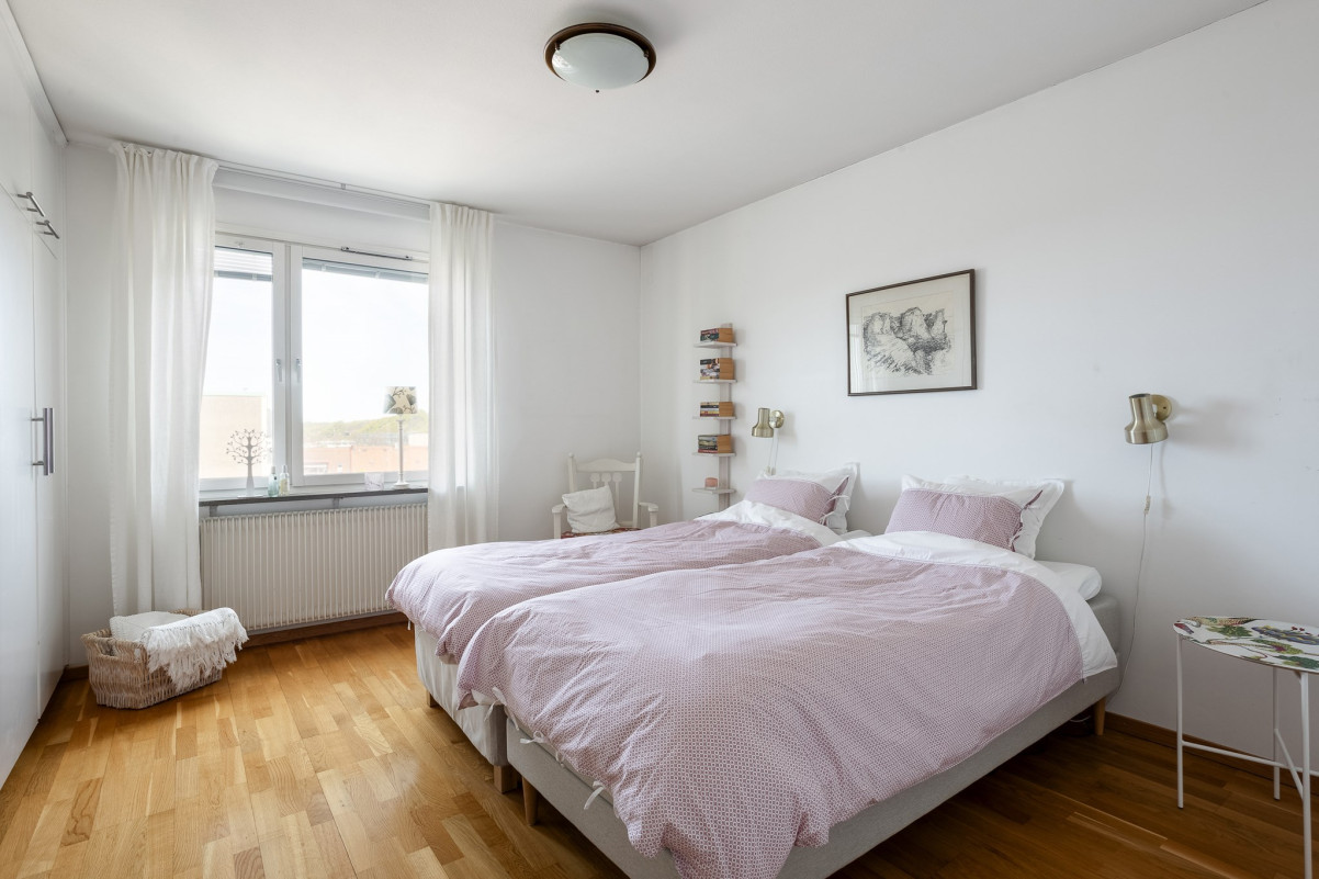  Kronborgsgatan 8