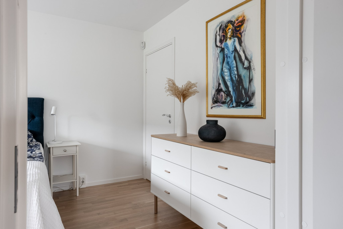 Sovrum 1 med klädkammare Tunnlandsgatan 10